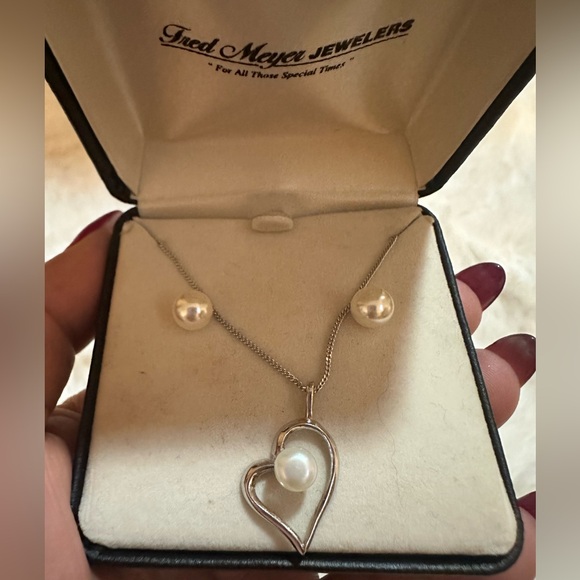 fred meyer jewelers Jewelry - 925 pearl necklace and earrings set